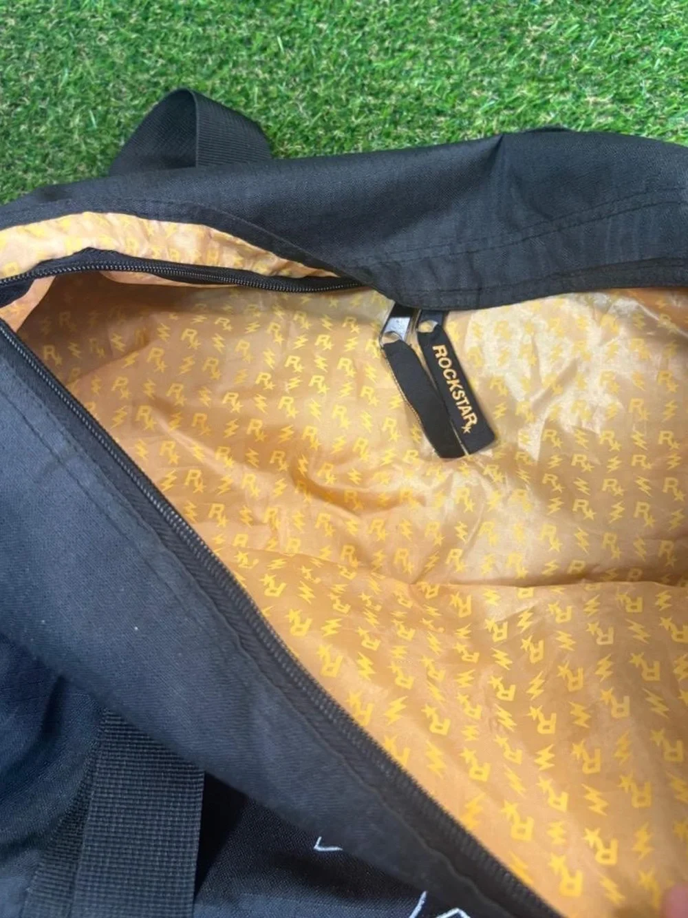 Official Rockstar Games Promotional Duffle Bag Black Yellow Lining R*